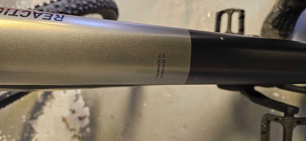 Cube Reaction Hybrid – Rama XL – 1270 km – Stan bardzo dobry