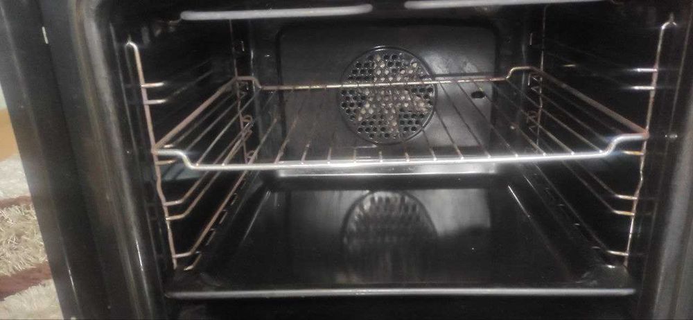 Духовка вбудована Whirlpool AKZ 421 NB/01 (52 л, електрична)