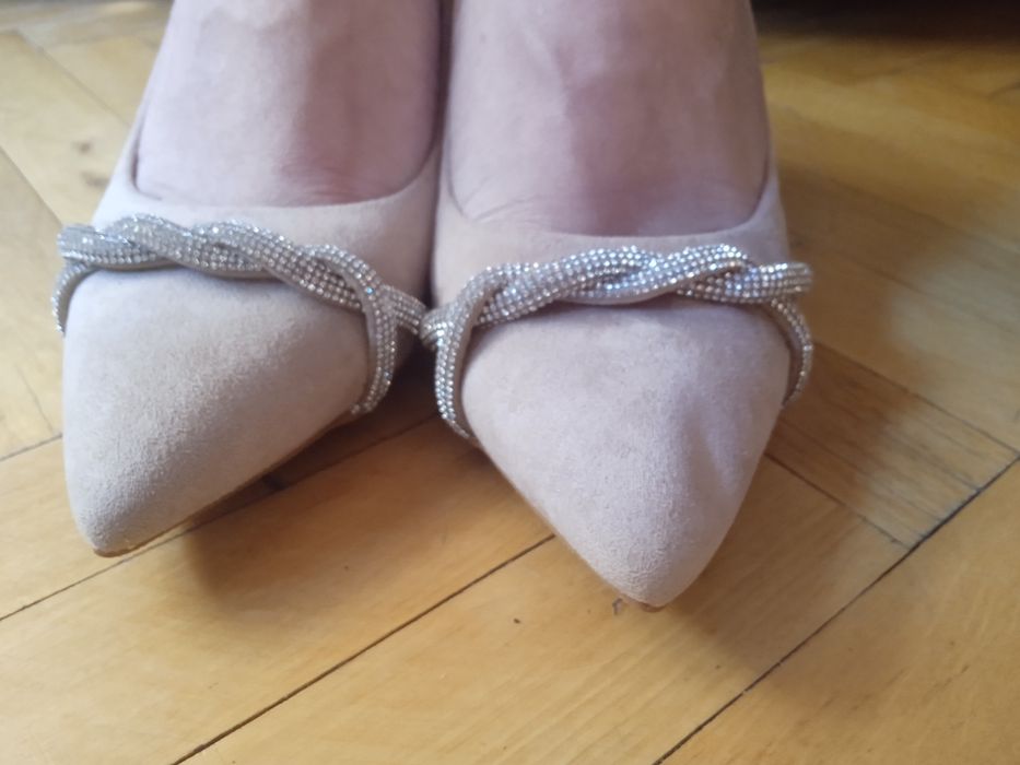 Туфлі на каблучку