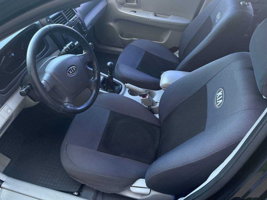 Оренда Kia Cerato 2008 року
