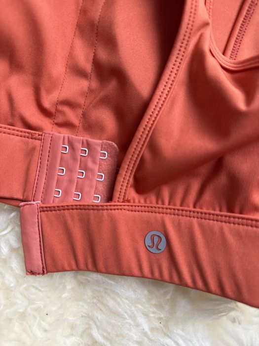 Спортивний топ Lululemon з застібками для годування, розмір L