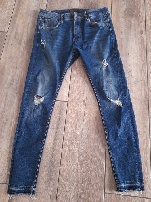 3 pary spodni Bershka