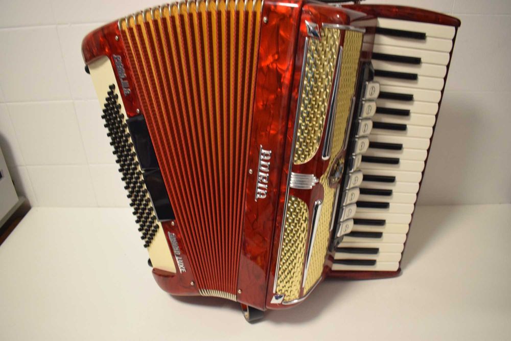 Acordeao Adria 3 Voz 96 Baixos.N 49
