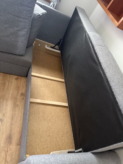 Sprzedam narożnik z  pufą