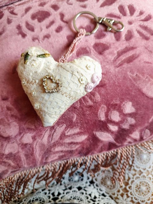 Breloczek serce handmade walentynki artystyczny prezent unikat