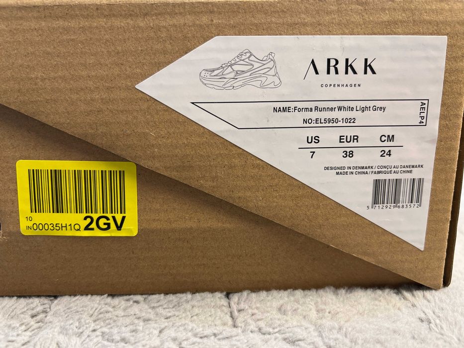 Buty damskie sneakersy Arkk Forma Runner 38