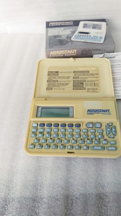 Переводчик 8 язычный органайзер ASSISTANT TR-0100