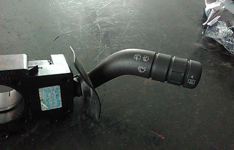 Manípulo do limpa vidros VOLKSWAGEN Fox (5Z1, 5Z3, 5Z4)