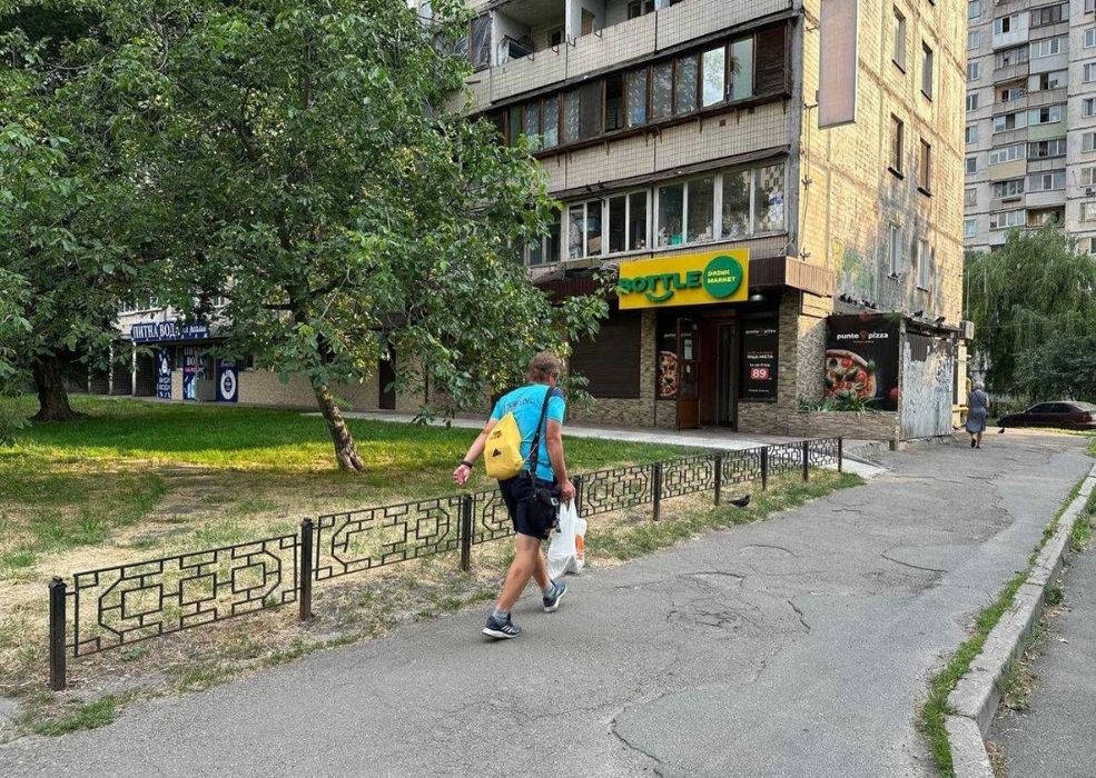 Пиво-Аптека-Магазин(52м.кв) Ул.Кольцова 19 (Руденко)