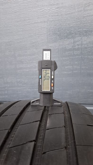 Goodyear 225/45 R19 Eagle 7 mm