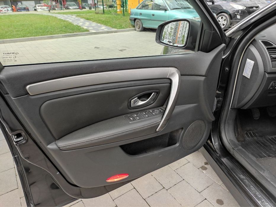 Renault Laguna III, 2011, 1.5 dCi, Гарний стан