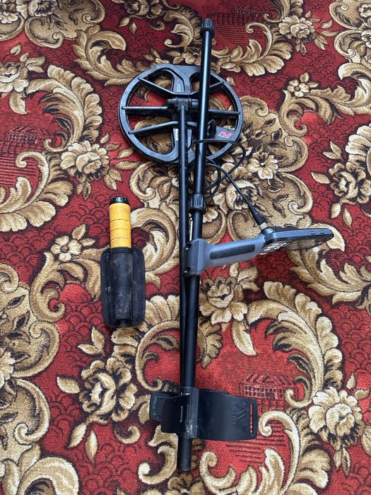 Продається металошукач EQUINOX 600