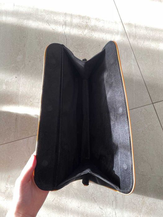 Чехол для хранения фена или стайлера Dyson (с мелкими дефектами)