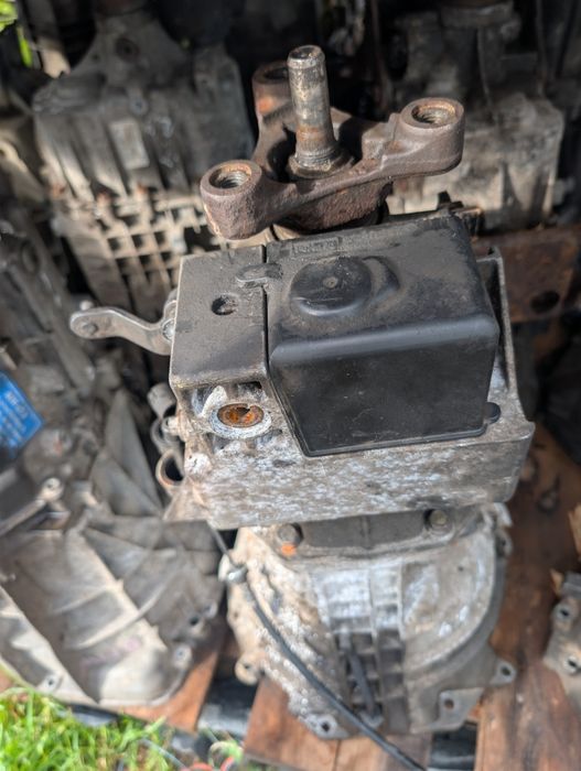 Кпп 8c1r7003bb 6c1r7003aa ford transit 2.4 tdci 6ступка 2007-2014