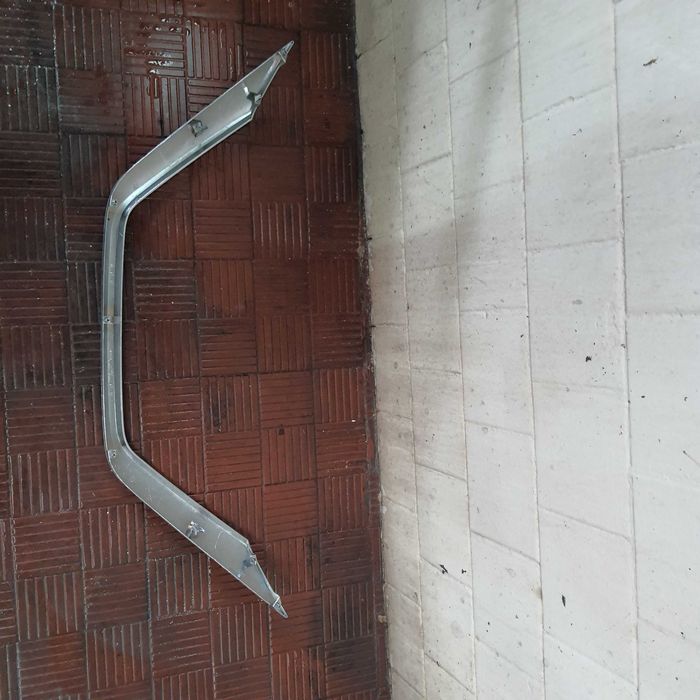 Friso Cromado grelha Nissan Leaf Eletrico