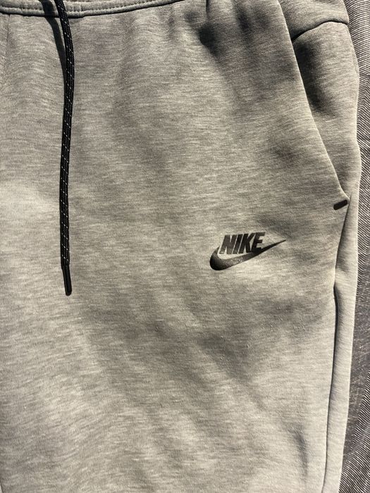 Шорти найк теч фліс