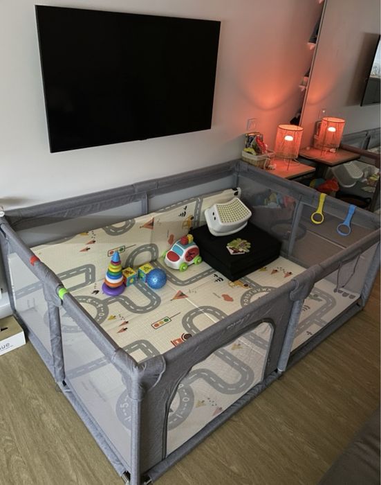 Манеж дитячий kidwell 120*180 в ідеальному стані + 4 ручки