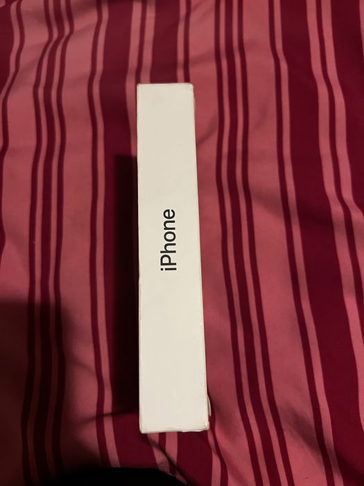 Sprzedam nowego Apple iPhone 15 w kolorze Blue (niebieski), 128 GB.