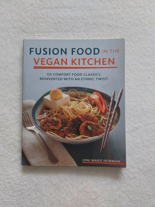 Livro receitas "Fusion food in the vegan Kitchen" Joni Marie