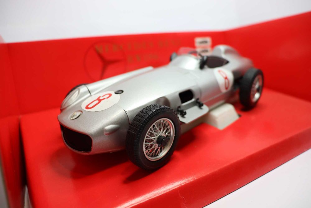 Tonka - Polistil / Mercedes-Benz RW196 N8 Juan Manuel Fangio 1954