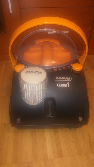 Odkurzacz wodny BORA1  2400W