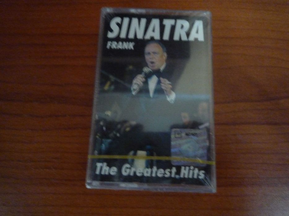 Аудио кассета Frank Sinatra (запечатанная).