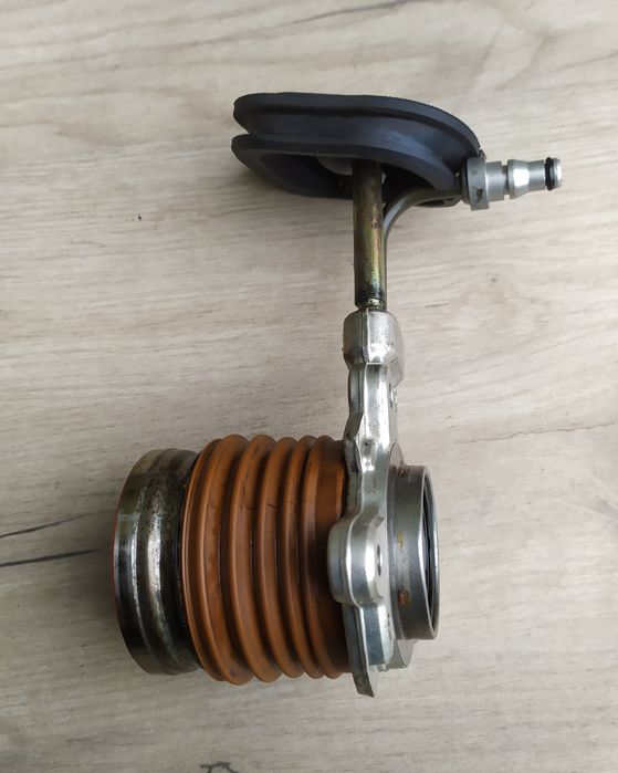 Вижимний циліндр підшипник зчеплення Мондео мк1 мк2 1.6,1.8,2.0,2.5 бе