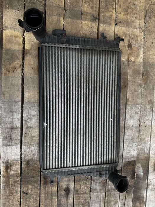 Радиатор Volkswagen Caddy 3 Skoda Octavia A5