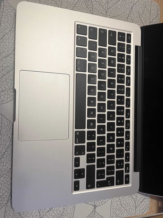 Macbook Pro 2015 A1502 8/128 GB