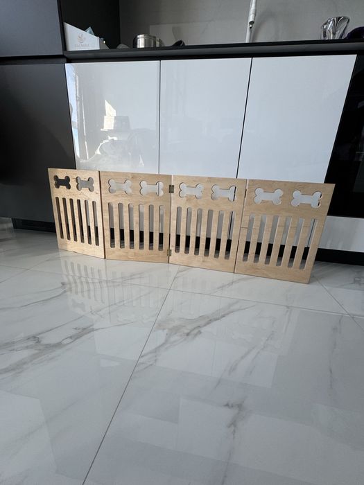 Перегородка для собак. Ограждение для собак. Клетка для собак