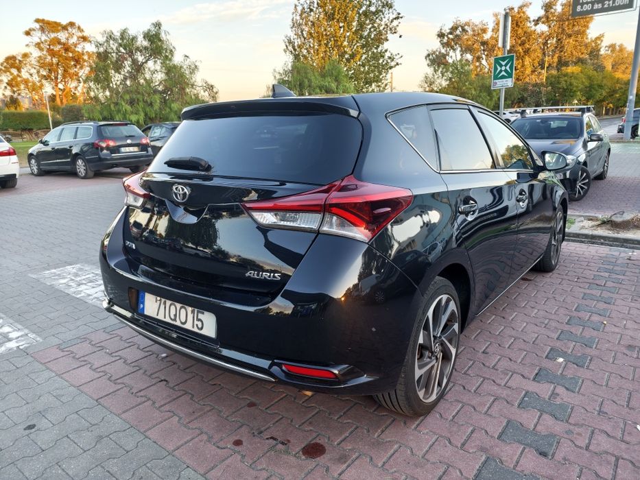 Toyota Auris 1.4 D — photo 3