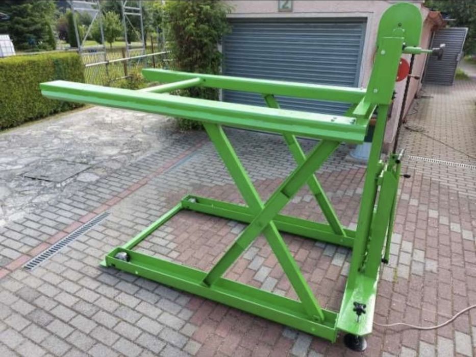 Podnośnik samochodowy nożycowy