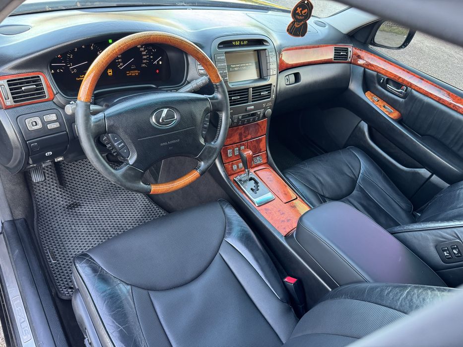 Lexus Ls430 president