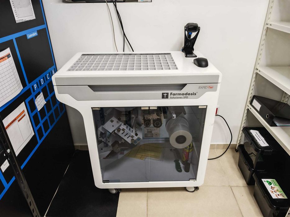 Máquina preparação medicação - Farmadosis Rapid 90