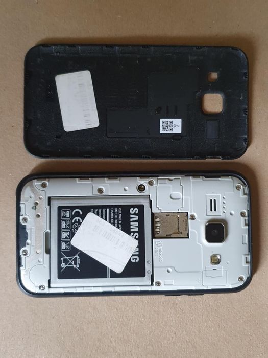 Smartfon samsung galaxy j1 sm-j100h