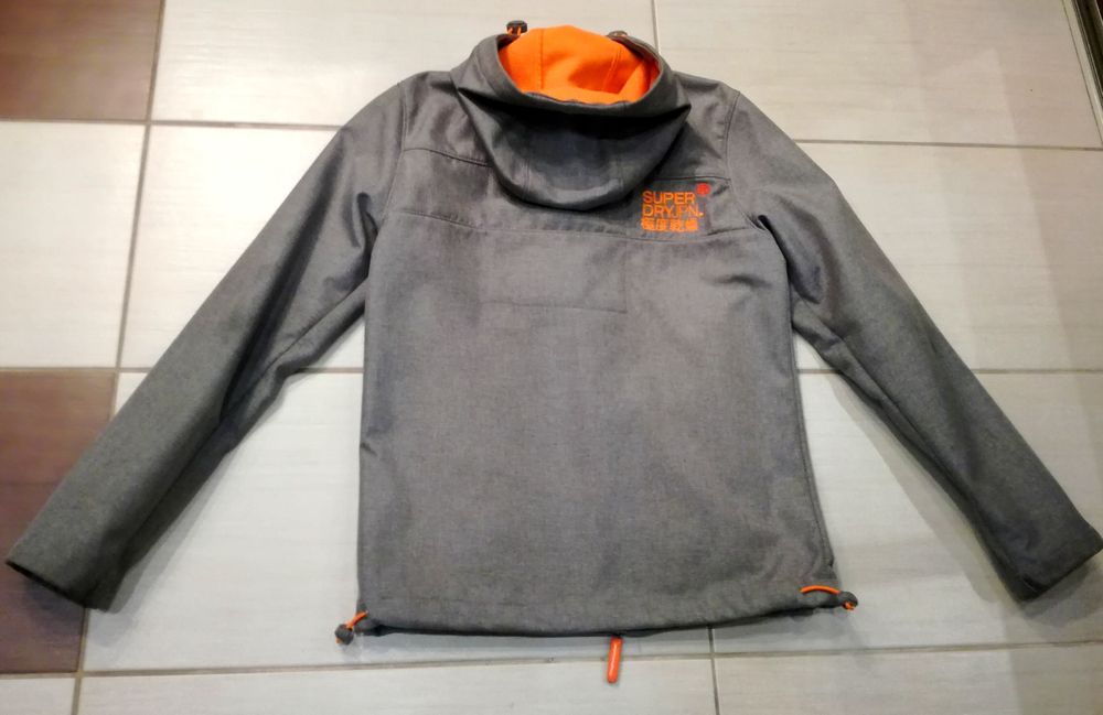Kurtka Superdry r.S w idealnym stanie