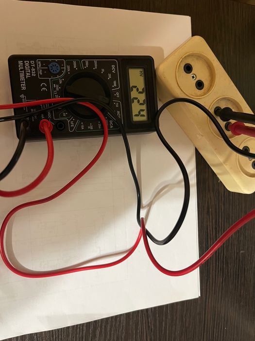 Продам мультиметр DT-832