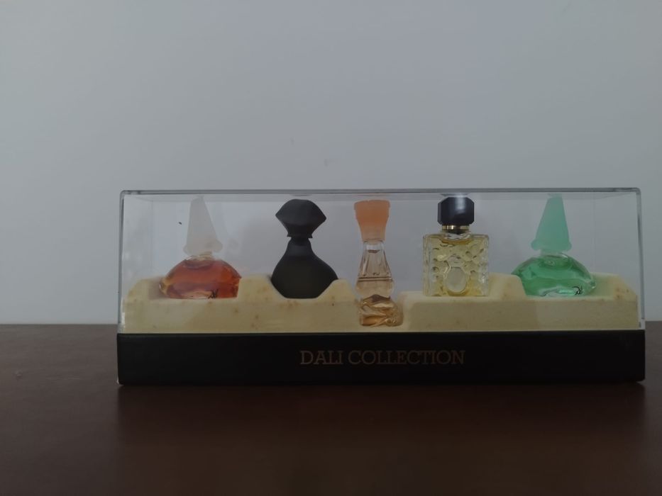 Conjunto de miniatura dos perfumes Salvador Dali
