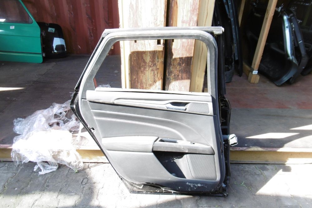 Drzwi tył lewe Ford Mondeo 2015-