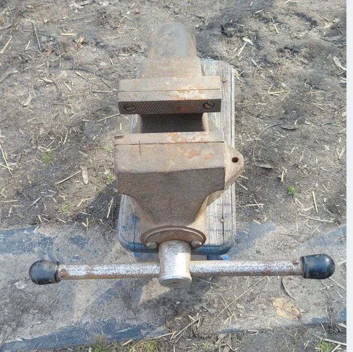 Тіски лещата виробництва ссср