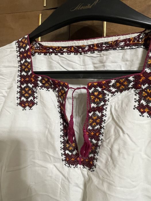 Вишита сорочка плаття стародавня вишивка