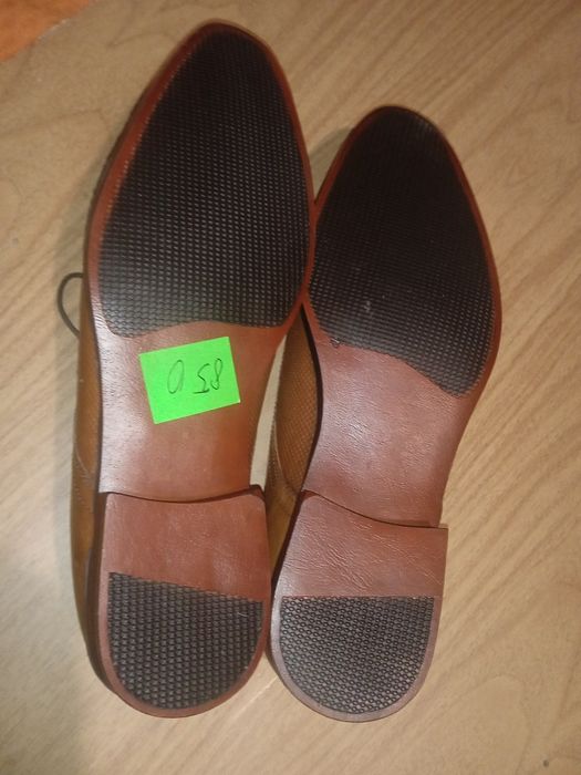 Туфлі нові шкіряні Burton manswear London (42)