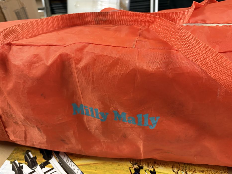 Łóżeczko turystyczne dla dziecka z kółkami Milly Mally