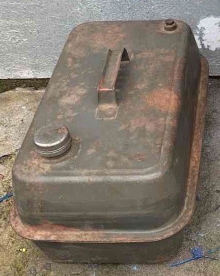 Канистра железная 20 литров