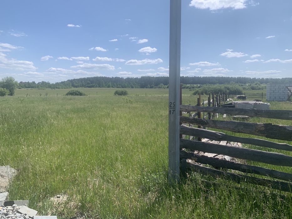 Продаж земельної ділянки під житлову забудову,15 соток