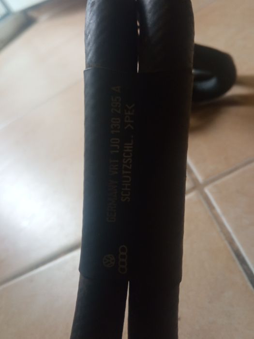 Паливні трубки, шланги Шкода Октавія Тур