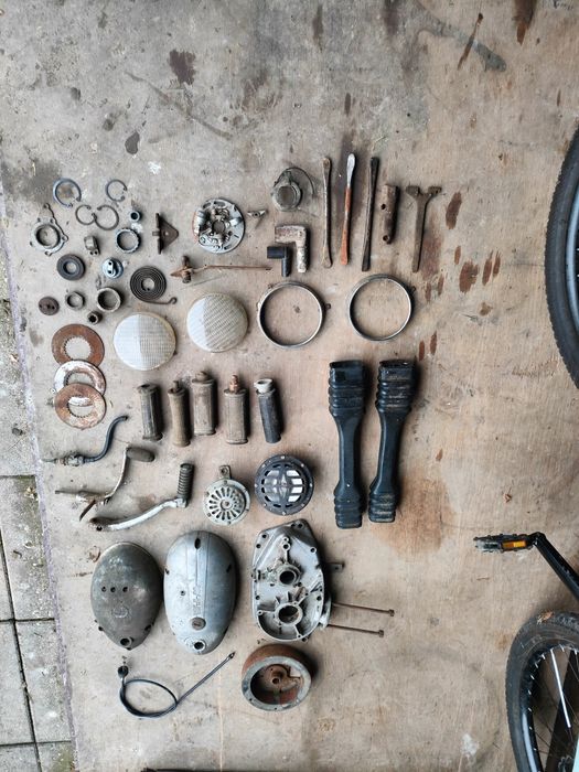 Stare Części Do Motocykla Cena Za Wszystko