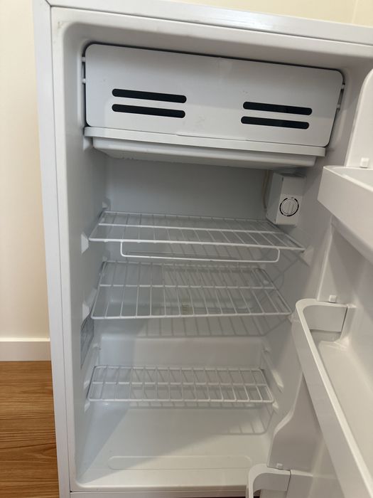 Frigobar pequeno perfeito para guartos