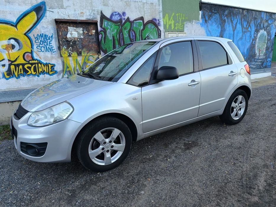Suzuki SX4