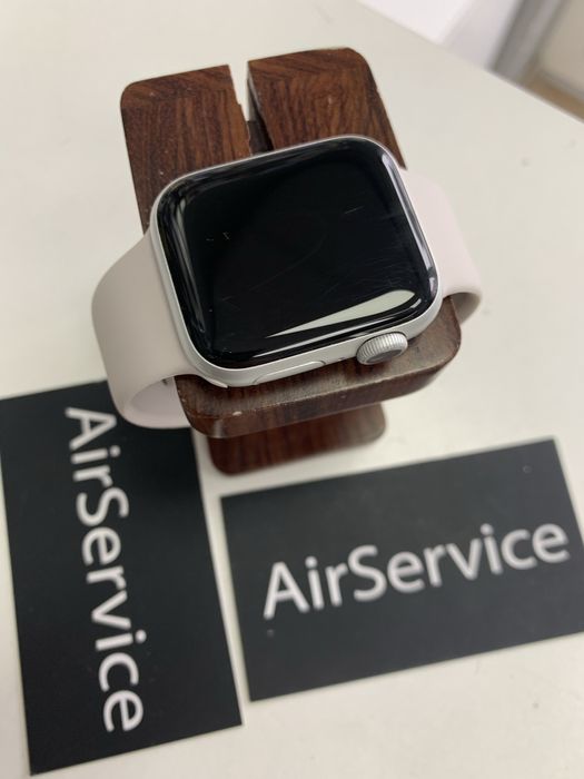 Оригінальні apple watch series 6 40 mm silver